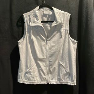 Chico’s Zenergy Zippered Vest